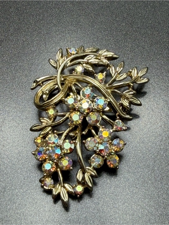 Coro Jewelry - Vintage Coro Aurora Crystal Gold Floral Brooch #cz553